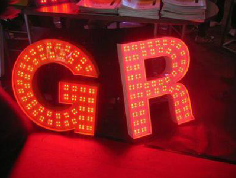 温州LED发光字常见的安装误区。